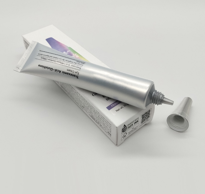 Moisturizing And Hydrating Eye Care Cream