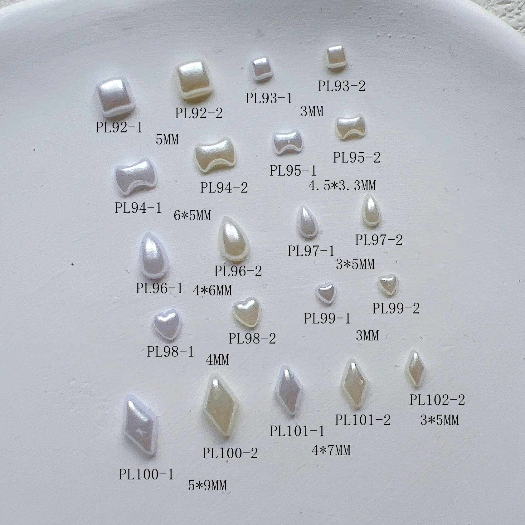 1 Pack Of Irregular Flat-bottom Pearl And Faux Pearl Nail Art Accessories