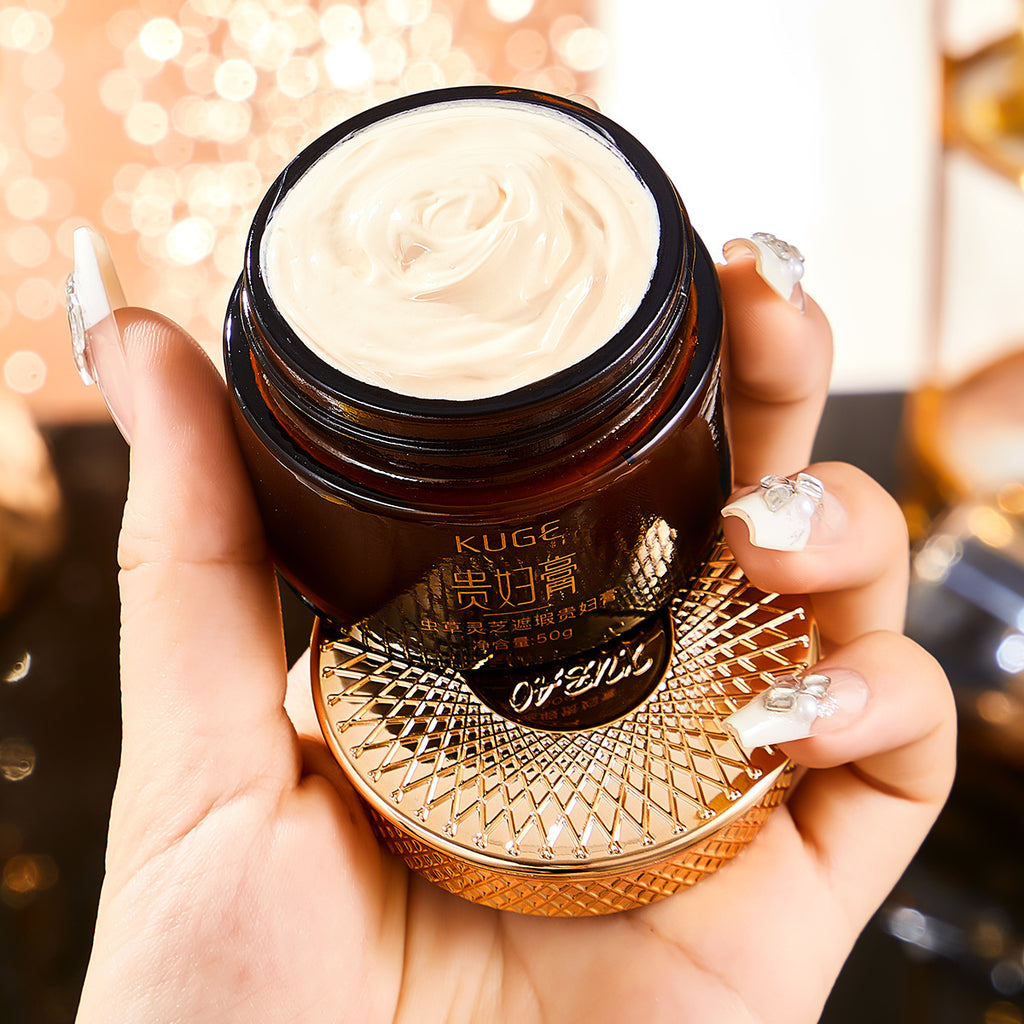 Lightweight Hydrating Concealing Face Cream