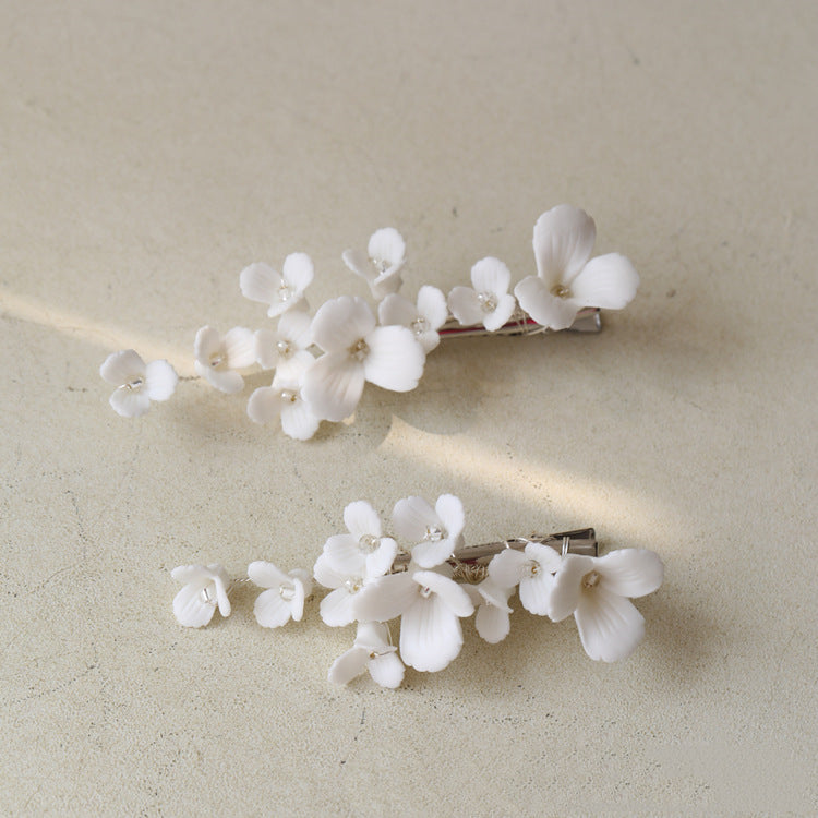 Small And Delicate Ceramic Flower Hairpin