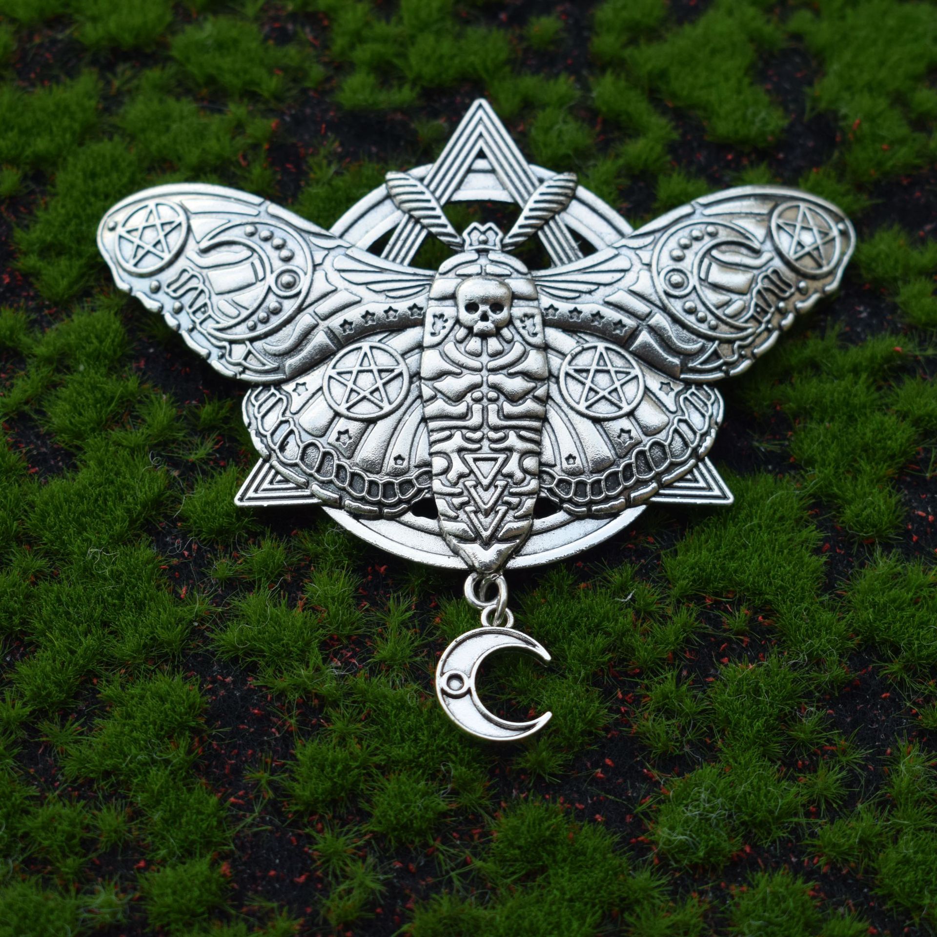 Retro Gothic Moth And Moon Pendant Hairpin