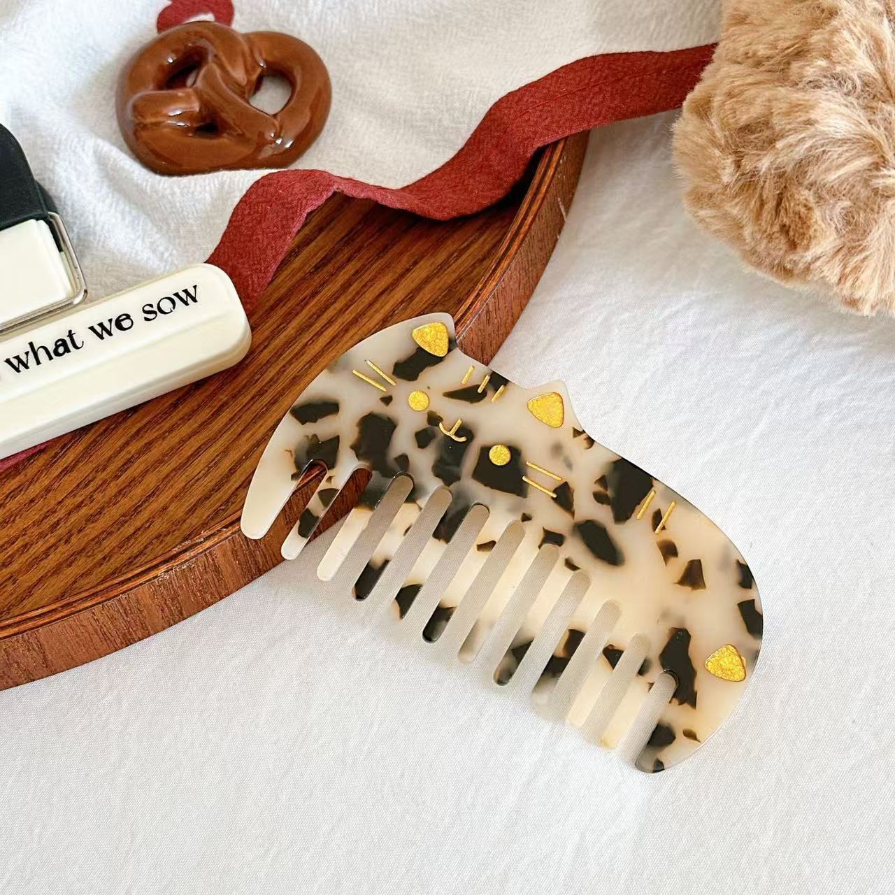 Retro Acetate Portable Cute Cat Comb
