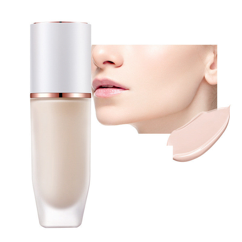 Concealer Modifies The Skin And Brightens The Complexion Foundation