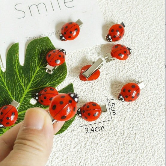 Creative And Quirky Korean-style Faux Ladybug Hair Clip
