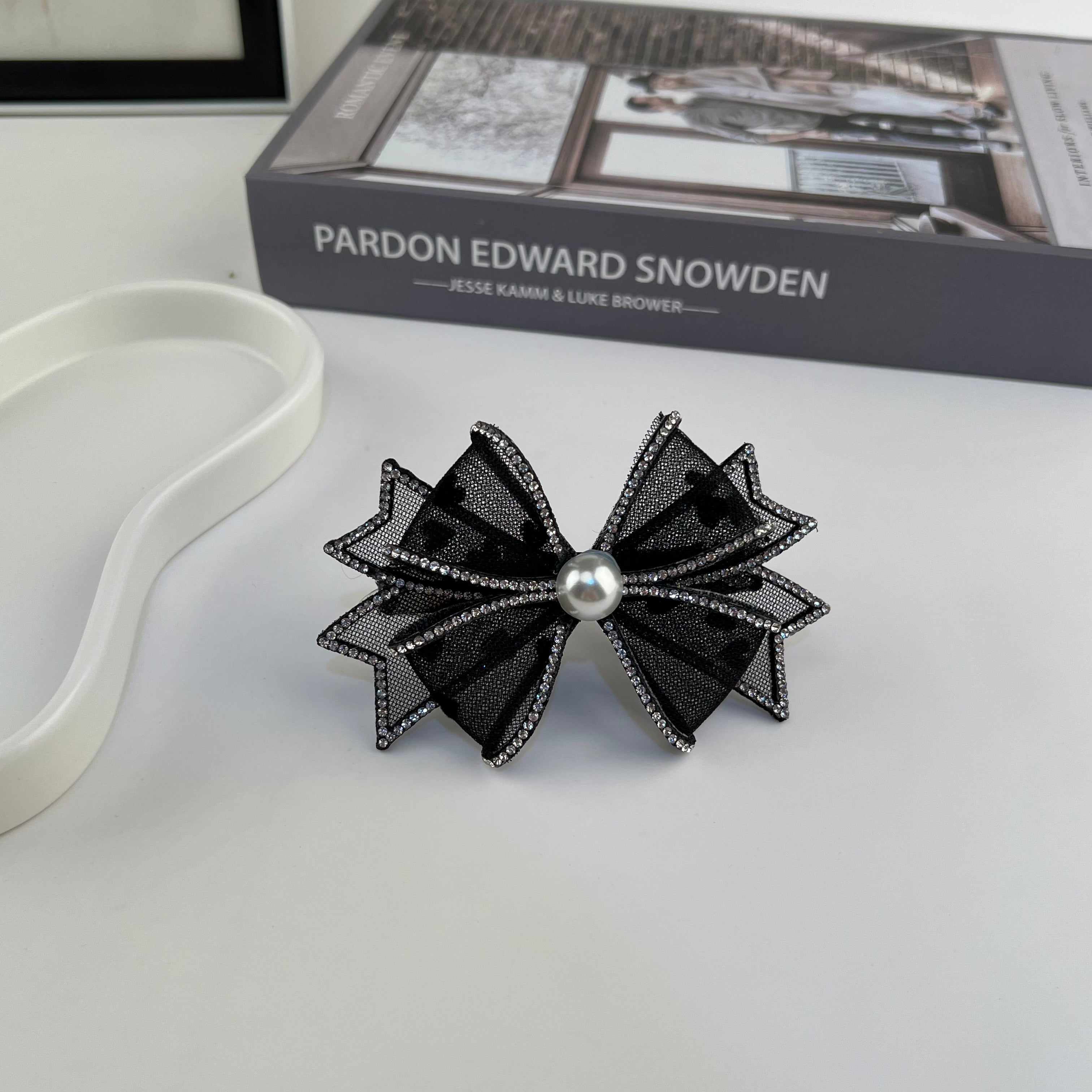 Bow Knot Rhinestone Edging Mesh Hairpin