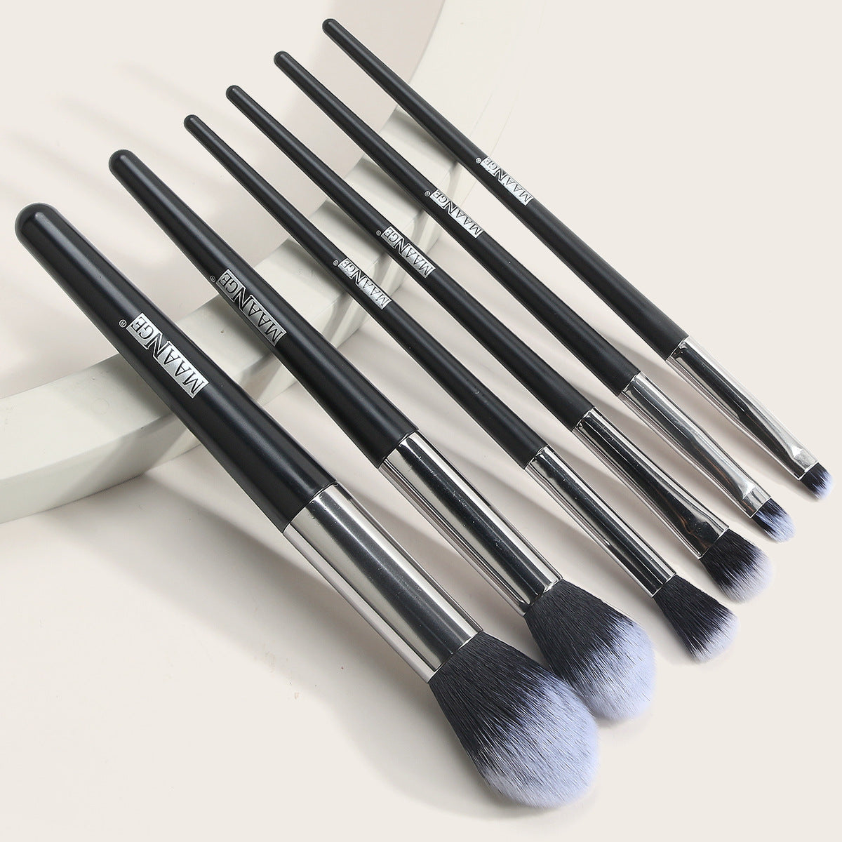 Maange Fashion 6 Makeup Tools Female Trimming Blush Eyeshadow Brushes