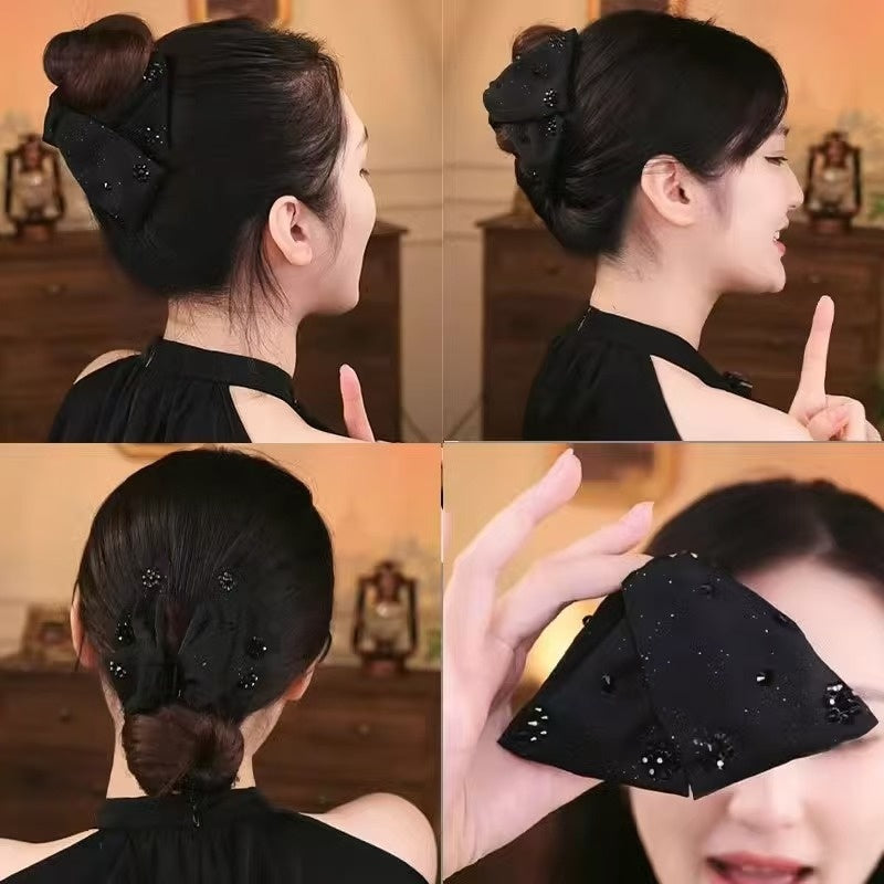High-end Hepburn Style Louis Grip New Black Crystal