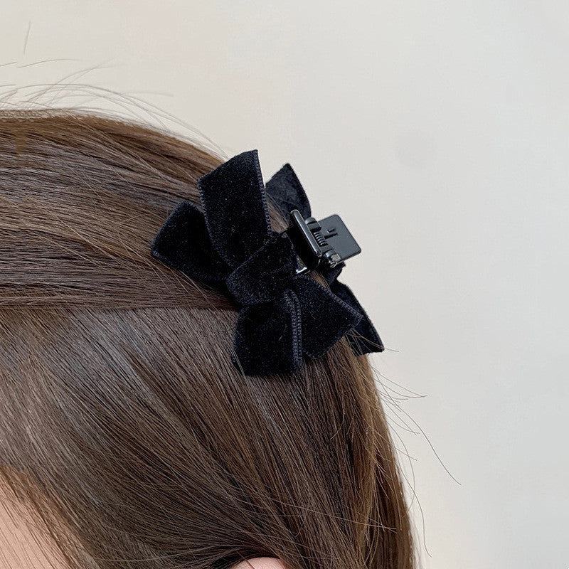 Hairpin Black Velvet Bow With Delicate Sides