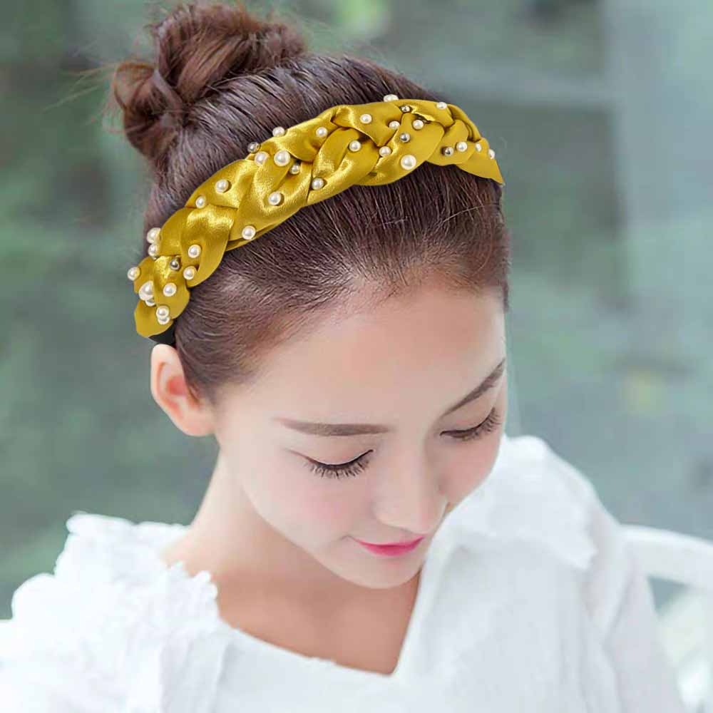 Crossed Wide-sided Knotted Pearl Headband