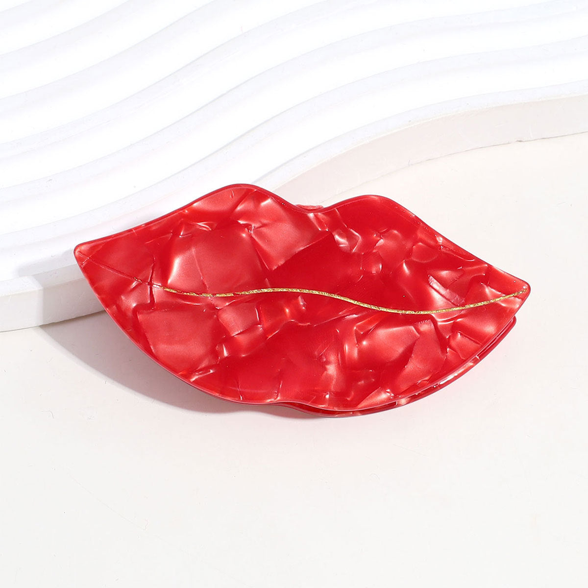 Fashion Lip Acetate Grip Lines