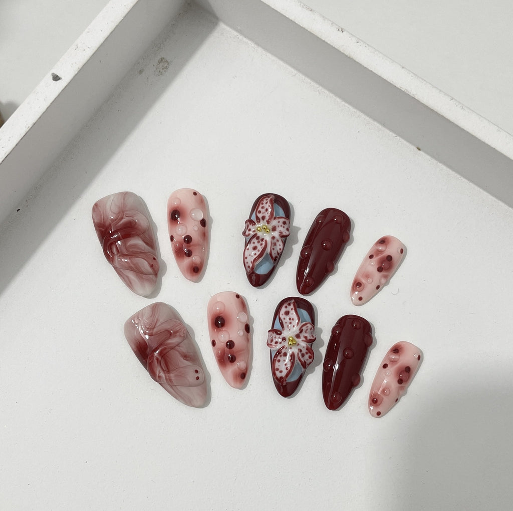 Blooming Hand-painted Three-dimensional Carved White High-grade Mid-length Manicure Wear Nail