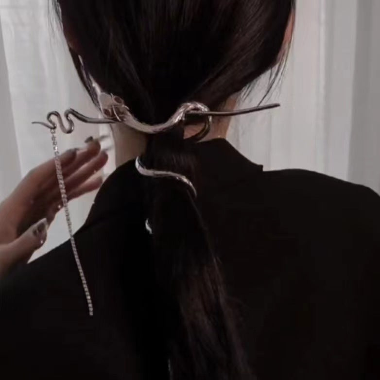 Copper Alloy Hair Accessories Snake Winding And Cool