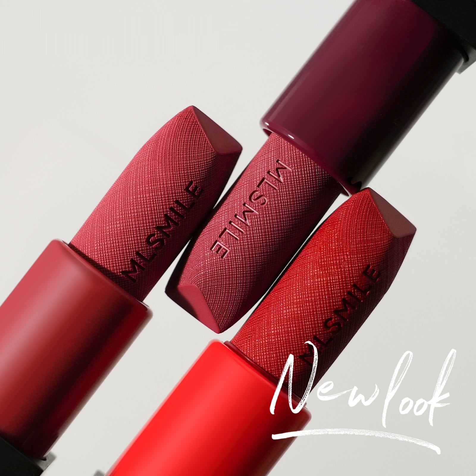 MLSMILE Embossed Lipstick Three Per Package Suit