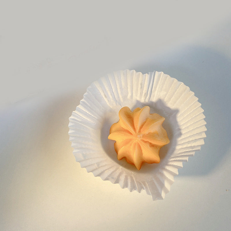 Creative Fashion Women's Cookie And Biscuit Hairpin