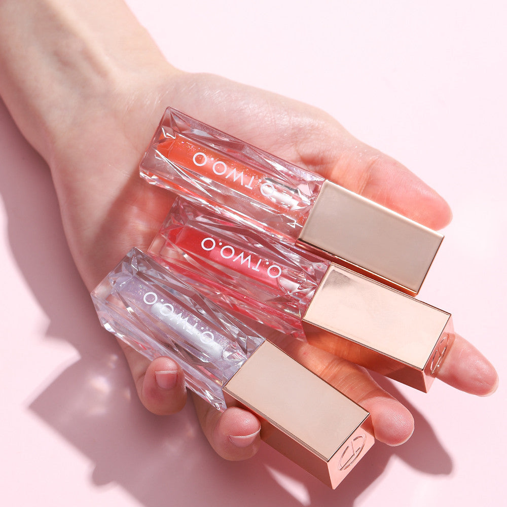Fashion And Simplicity Moisturizing Transparent Lip Gloss