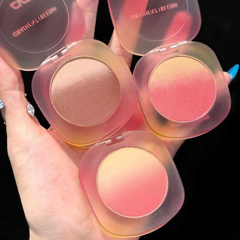 CVZ Gradient Blush Palette Is Not Easy To Fly Off Powder