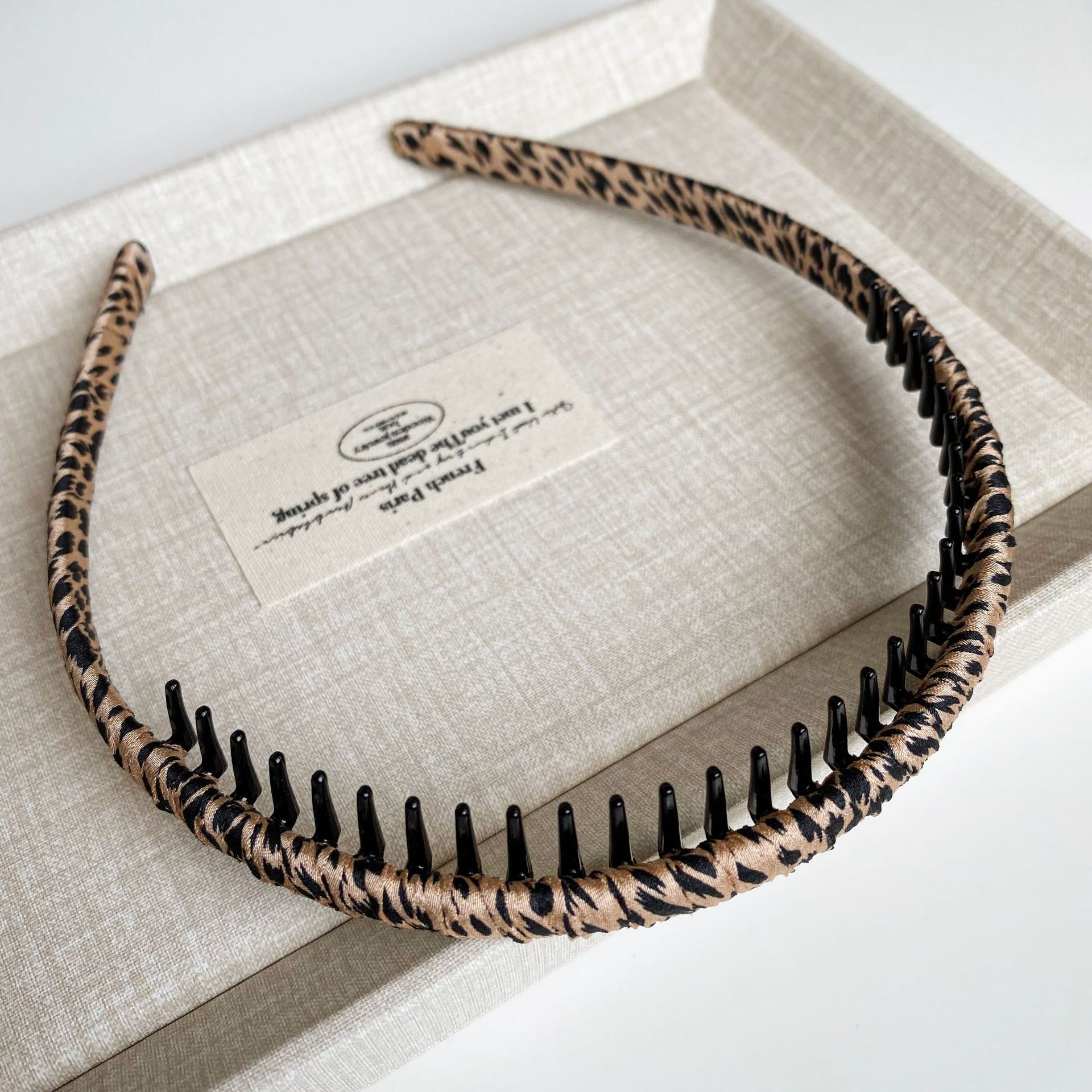 Leopard Print Pearlescent Winding Cloth Headband Simple