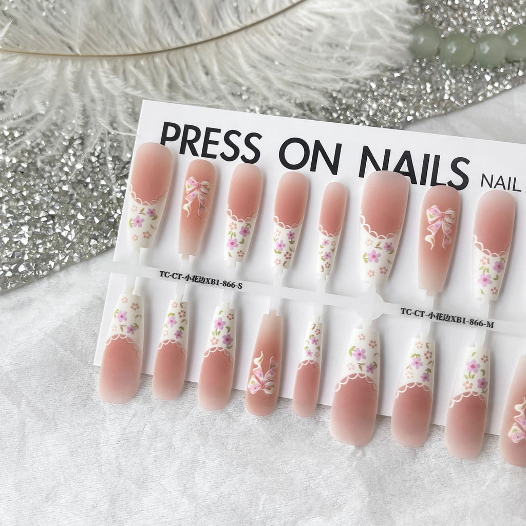 Small Floral Wear Prefabricated Nail Tip Long Ladder Velvet Seal Layer White