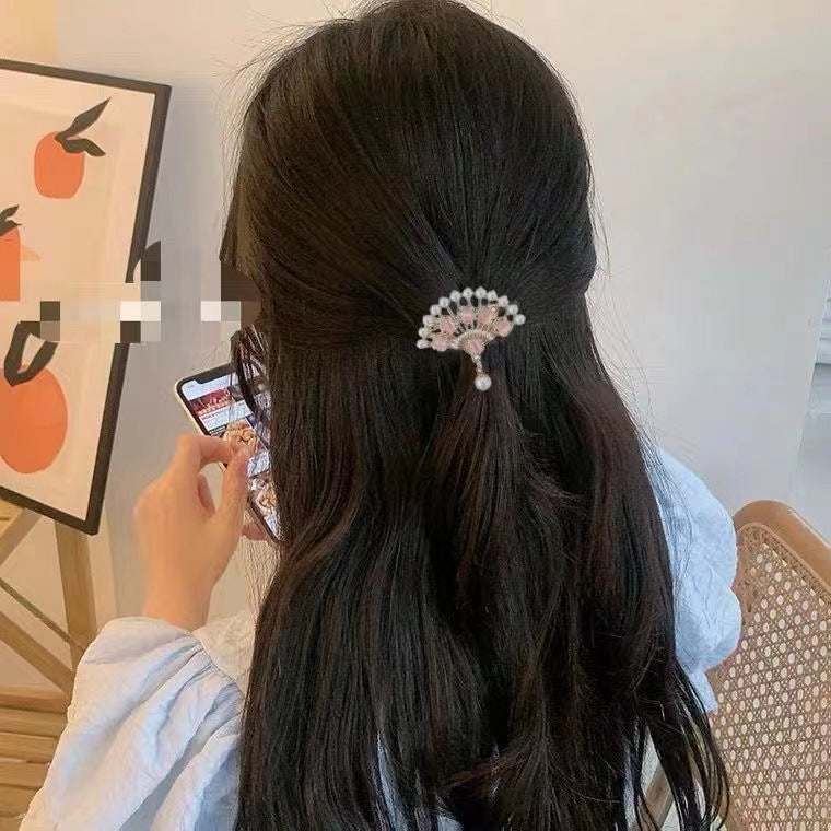 Elegant Pearl Antique Style Fan Hair Clip