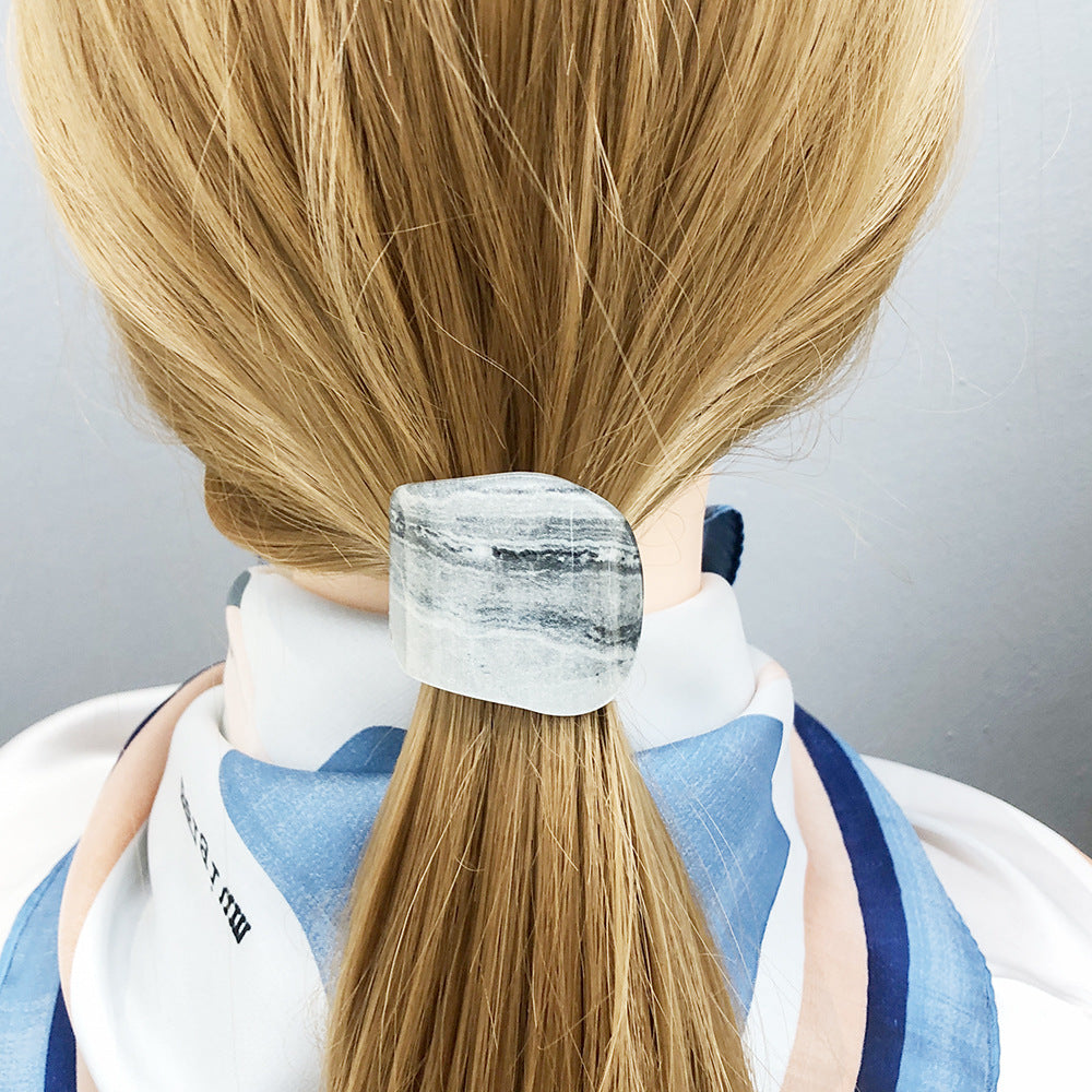 Simple Casual Ponytail Hairpin Resin U-shaped Seamless Advanced Sense